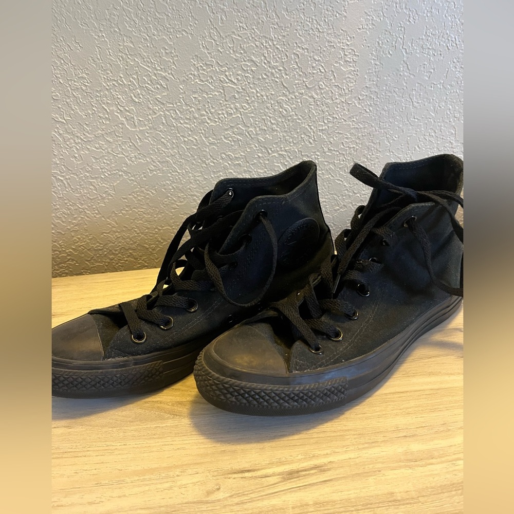Black high top converses